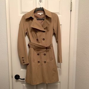 New York & Co. Kaki Trench Coat size XS. Excellent condition, hardly ever used.
